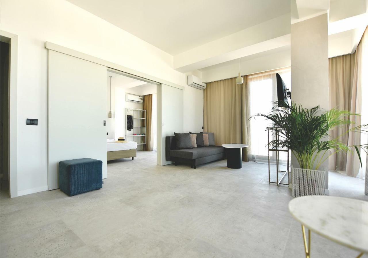 Lemon Cliff Luxury B&B Mamaia Bagian luar foto