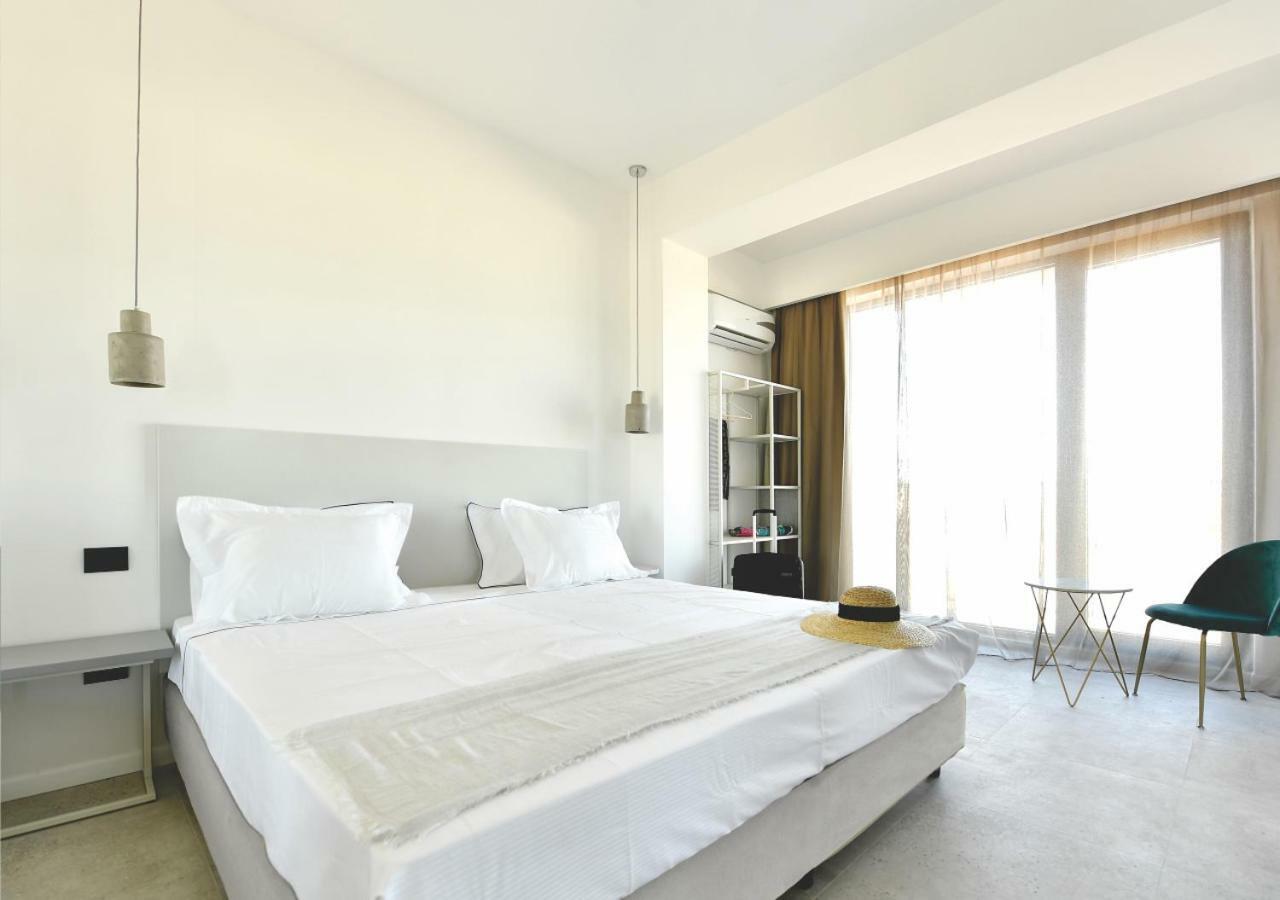 Lemon Cliff Luxury B&B Mamaia Bagian luar foto