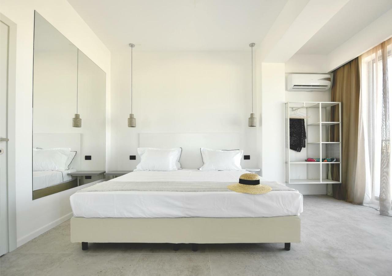 Lemon Cliff Luxury B&B Mamaia Bagian luar foto