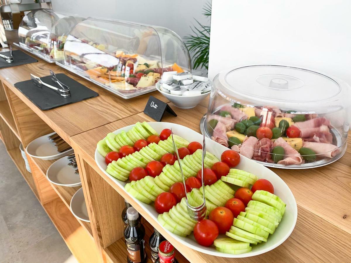 Lemon Cliff Luxury B&B Mamaia Bagian luar foto